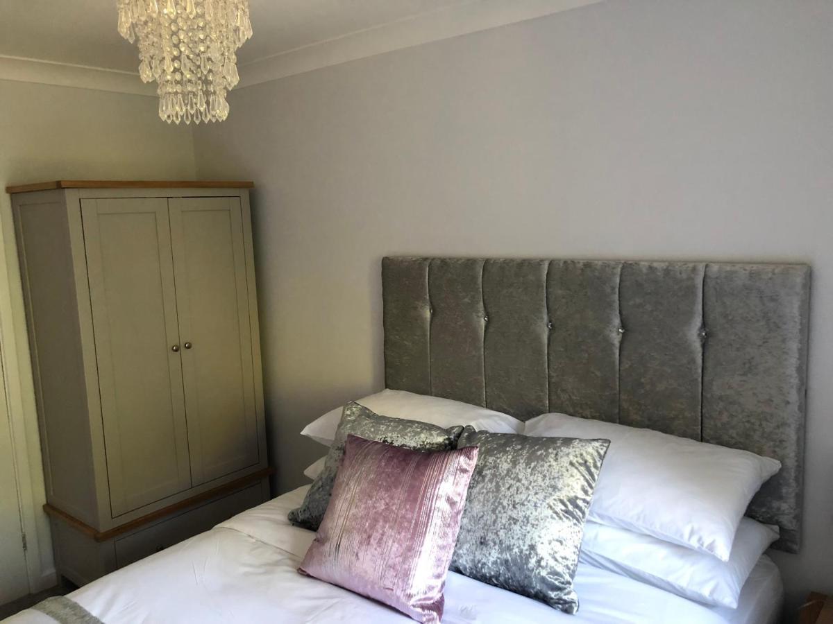 Old Hunters Lodge Whipsnade Limited 外观 照片