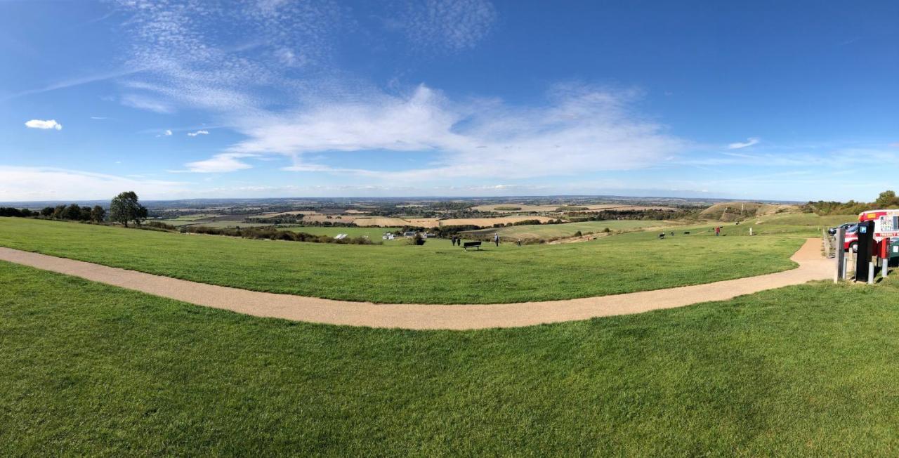Old Hunters Lodge Whipsnade Limited 外观 照片